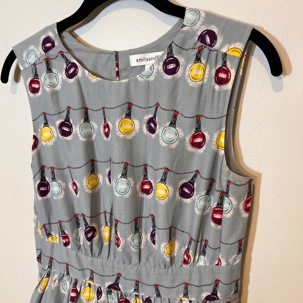 Emily‎ and Fin Lucy Dress with Holiday String of Lights Print Party Retro Small - Picture 2 of 13